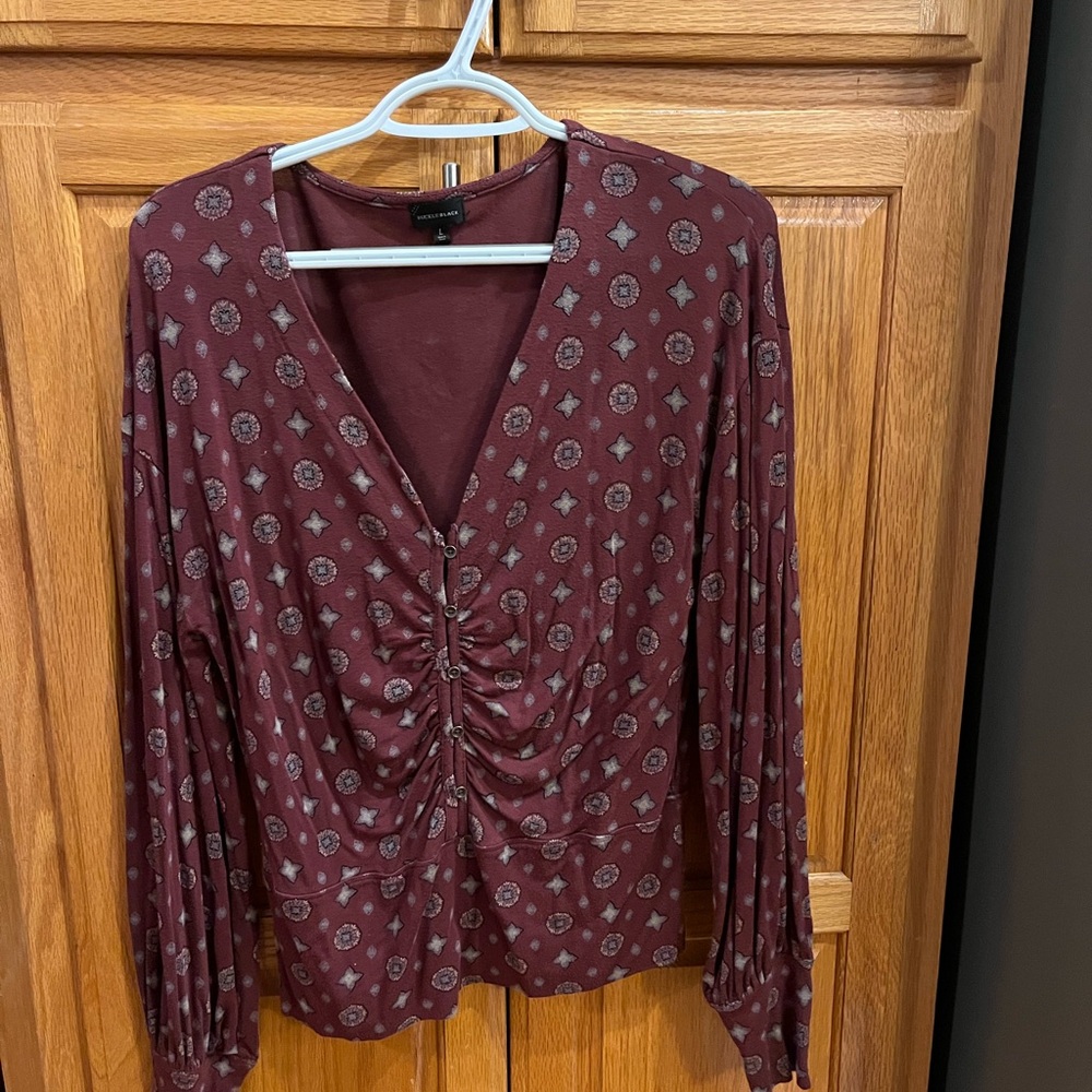Women's Burgundy Patterned Top BUCKLE BLACK Puff Sleeves Large